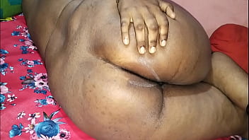 Neighbor’s Tamil Beauty Gets A Deep, Headphone-muffled Blowjob From The Local Stud.
