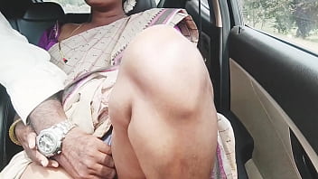 Voluptuous Saree-clad Aunty Seduces Son-in-law On A Steamy Long Drive With Filthy Telugu Whispers.