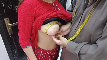 Desi Gaon Ki Chikni Biwi Ka Chhed Chhota Darzi Ne Kapde Silvane Ke Badle Choda, Garam Hindi Awaz Mein