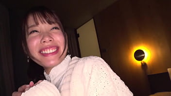 メンズエステで鍛え抜かれた手技でガチガチのチ○ポを弄ばれ、アイドル志望の女がプロデューサーと生ハメ！芸能界の裏事情は中出し3連発がデフォルト！