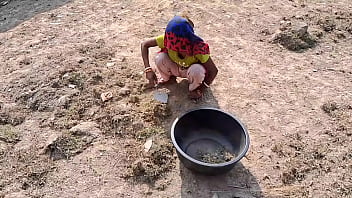 My Horny Wife Was Working In The Field And Got So Wet She Begged Me To Fuck Her Hard At Home Instead Of Outside.