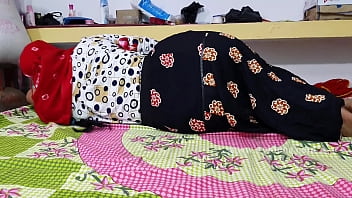 Naughty Teen Girlfriend Gets Pussy Pounded By Boyfriend In Village Home