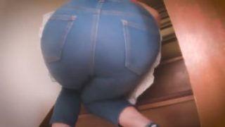 Ryu Kaho’s Perfect Peach In Tight Pants: New Year’s Cleaning Service Gets Dirty