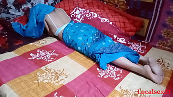 Blue Saree Bhabi Fucks Student In Official Localsex31 Video