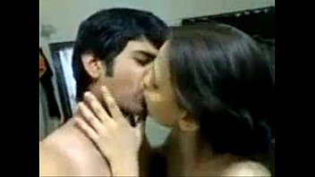 Sonia Bhabhi And Sunny’s Sizzling Indian Kiss
