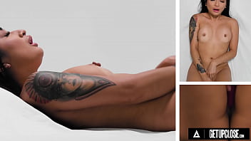 Intimate Ecstasy: Avery Black’s Natural Beauty Unleashed In A Solo Masturbation Scene