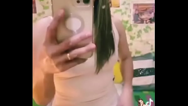 Filipina Shai May’s Steamy And Seductive Performance