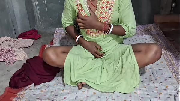 Desi Bhabhi’s Salwar Kameez Ripped Open For Hardcore Anal Action