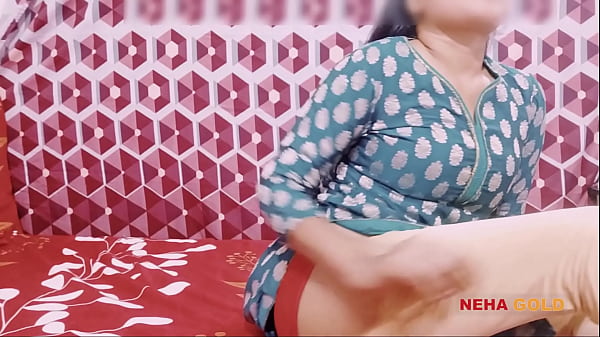 Desi Bhabhi’s Naughty Homemade Hindi Video