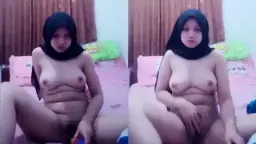 Hot Hijabi Teen Goes Viral In 2023