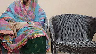 Desi Stud Pounds Horny Auntie