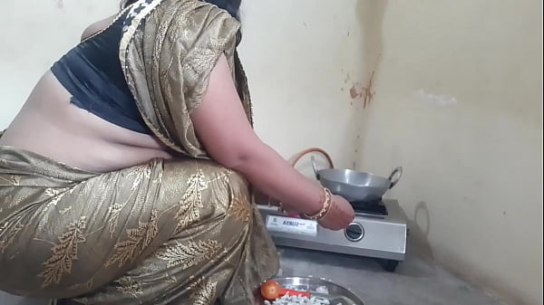 Morning Maid: Fucking The Bitch While She Cooks Breakfast