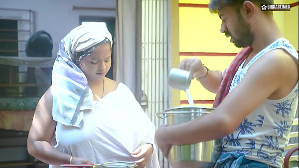 Desi Milkman Pounds Bhabhi Hard After Getting Horny From Her Massive Milky Tits (hindi Audio)