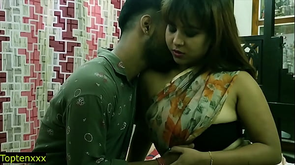 Sizzling Indian Beauty In Saree Seduces Young Stud At Home With Explicit Hindi Moans