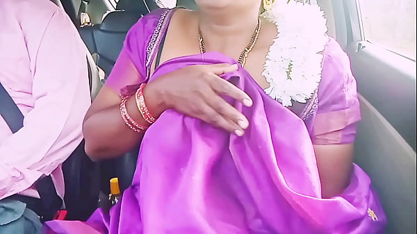 Sultry Saree-clad Housewife Gets Steamy With Her Driver, Whispering Filthy Telugu Desires In The Backseat.