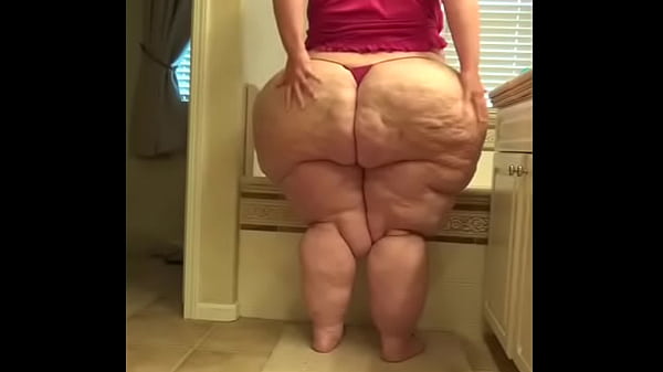Juicy Bbw With A Massive Booty