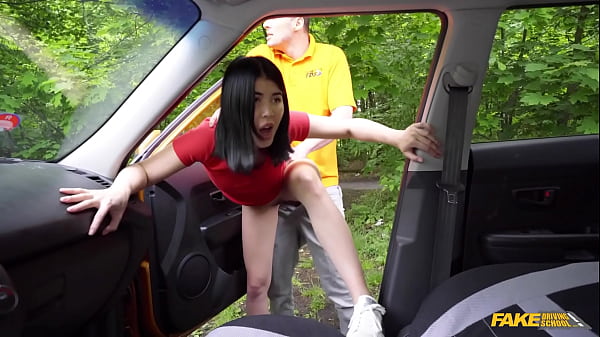 Sizzling Asian Minx Blows My Rod Until It’s Scorching Hot – Phony Driving Academy