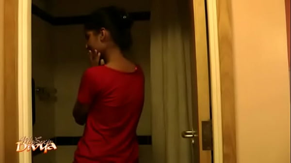 Bare Desi Babe’s Naked Tease