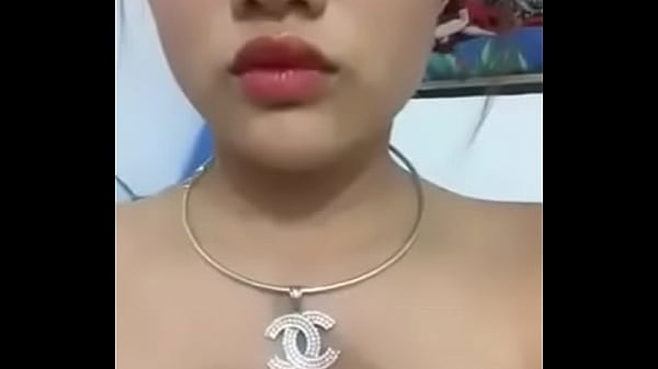 Vietnam’s Hottest Street Fashion Show