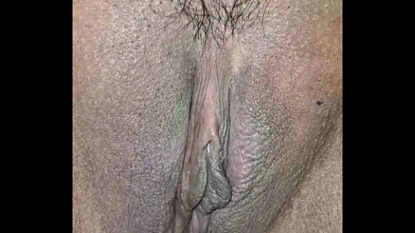 Desi Milf’s Dripping Wet Cunt