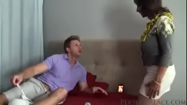 Fucking The Tamil Slut Mom When Dad’s Away