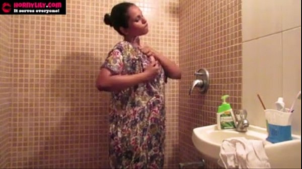 Amateur Indian Slut Lily Gets Off In The Shower