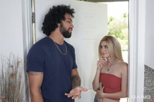 Bang! – Alicia Williams Gets A Fat Bonus For Letting That Dick Slide Deep Inside Her.