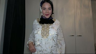 Pov – Banging My Hot Muslim Stepsister While She Keeps Her Hijab On