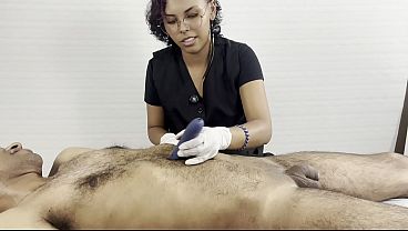 Depilei Tudo E Gozei Gostoso Com Aquela Massagem Tântrica Molhada.