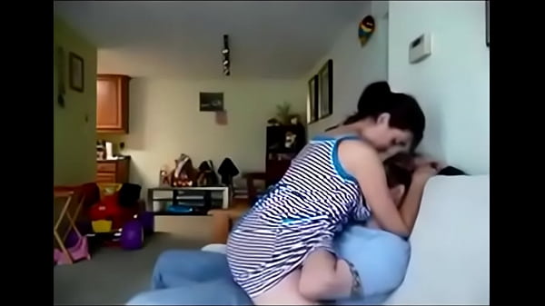 Hot Indian Chick Gets Picked Up For A Raw Amateur Cam Session