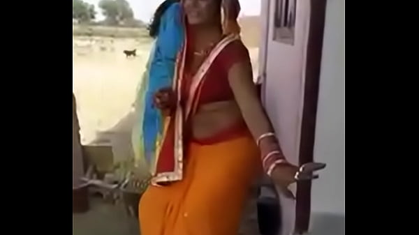 Local Bhabhi Shaking Her Hips Like She’s About To Break The Bed