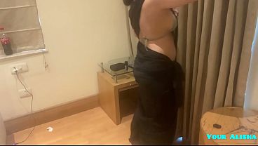 Desi Maid Gets Railed By House Owner With Alisha Bhabhi