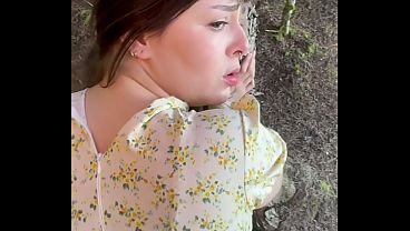 Fuck Me Rough Before We Get Caught! My Hot Girlfriend Rides Me On Our First Date In The Woods