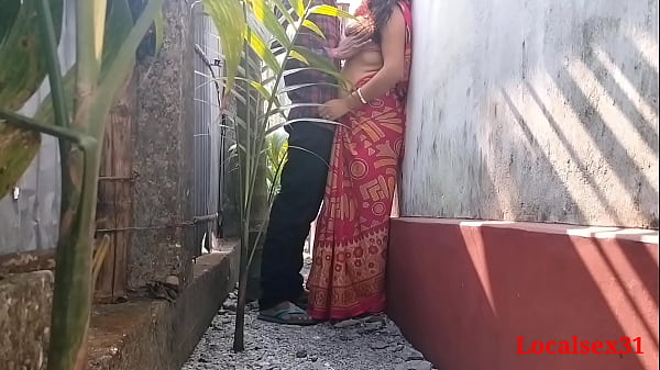 Watch A Horny Village Wife Get Fucked Outdoors In Broad Daylight (official Video By Localsex31)