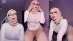 Hijab Shaking Ass Nasty Dance Part 2