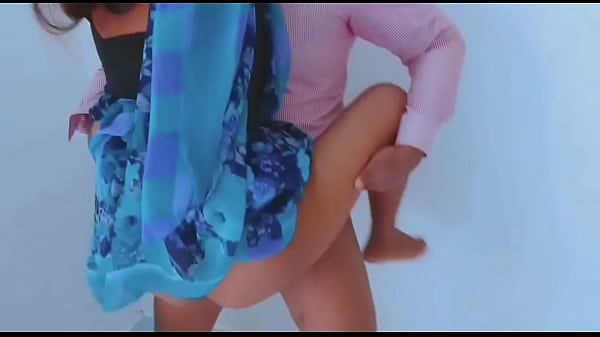Indian Hot Teacher In Saree Gets Lifted And Fucked Hard By Student In Homemade Video