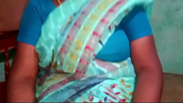 Indian Hot Housewife Gets Fucked By Young Tamil Stud